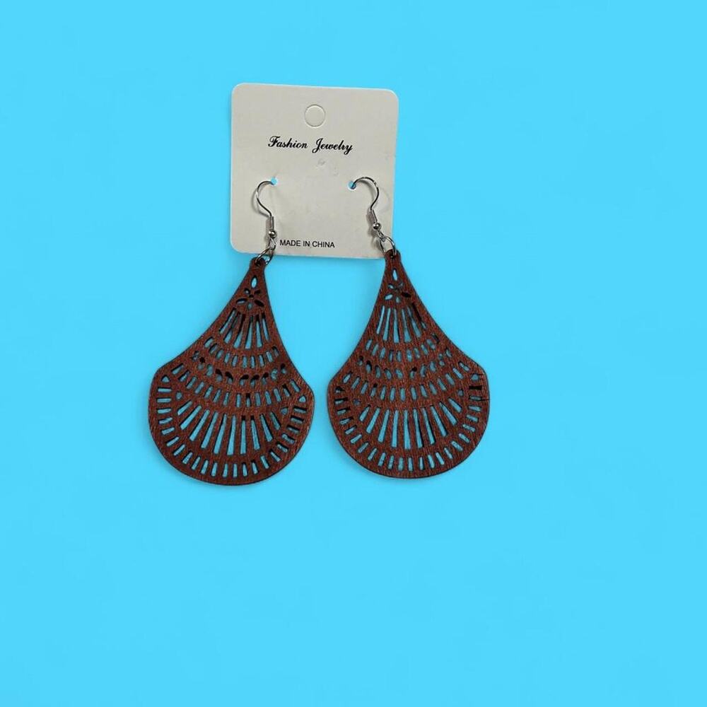 Boho wooden cut out teardrop